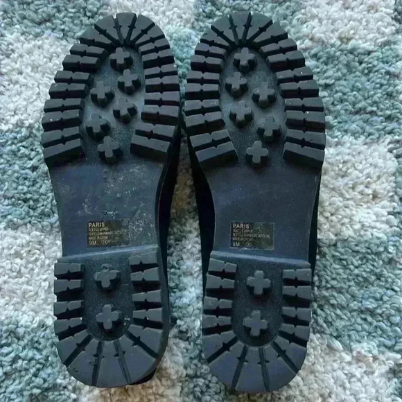 Platform Penny Loafers! Size 9M! - Picture 2 of 3